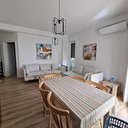 , White Rocks, Drimadhe Apartment Himarë
